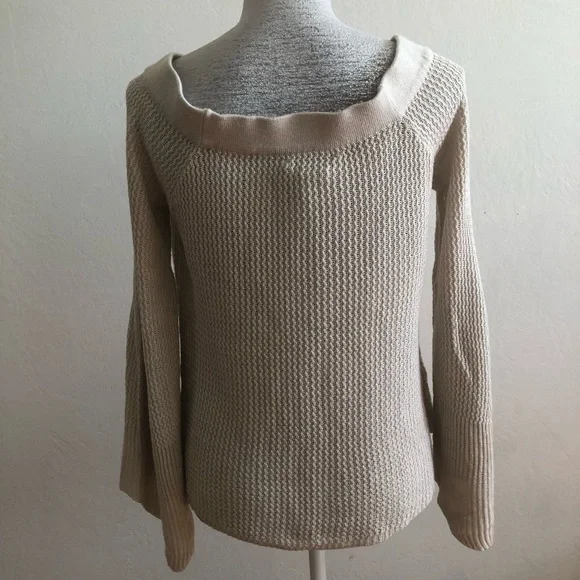 American Rag long sleeves nice design size Medium gray color - Picture 2 of 8